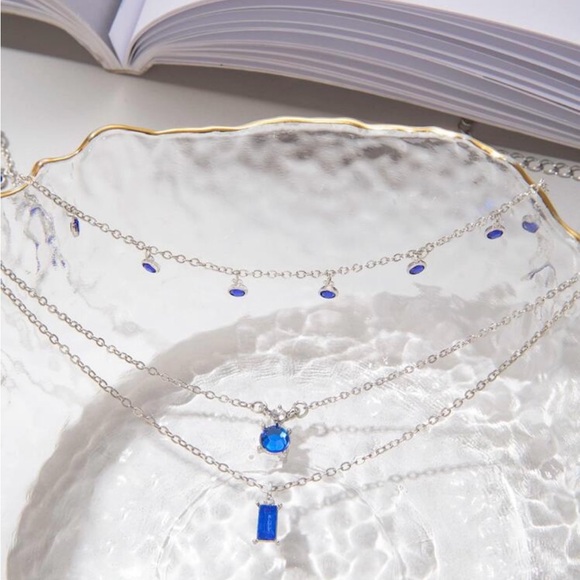⚠️Clearance Elegant 2pcs Silver and Blue Layered Necklace Set - Picture 2 of 6